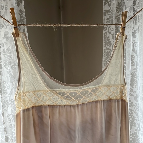 Champagne Coloured Slip - Picture 3 of 4